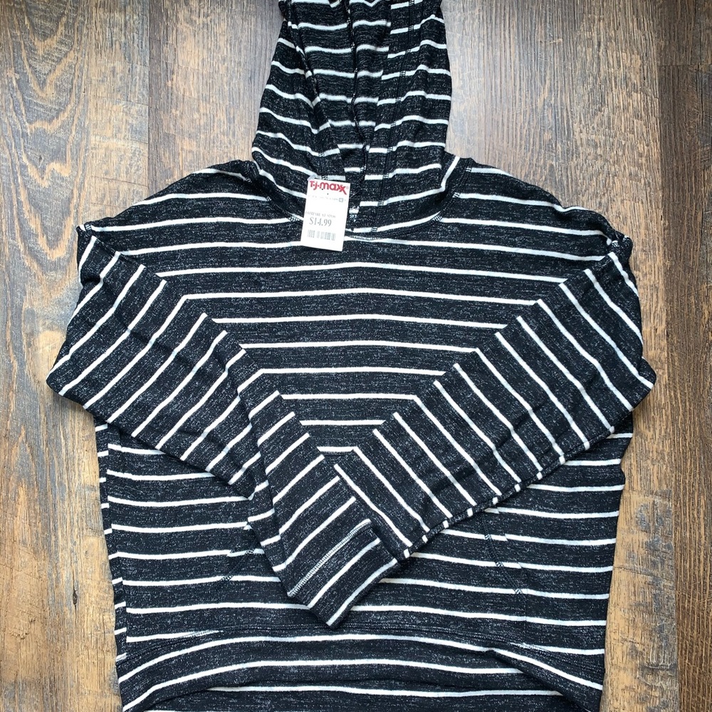 American Eagle Hooded Long Sleeve